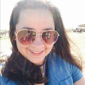 Meet your Posher, Joanna